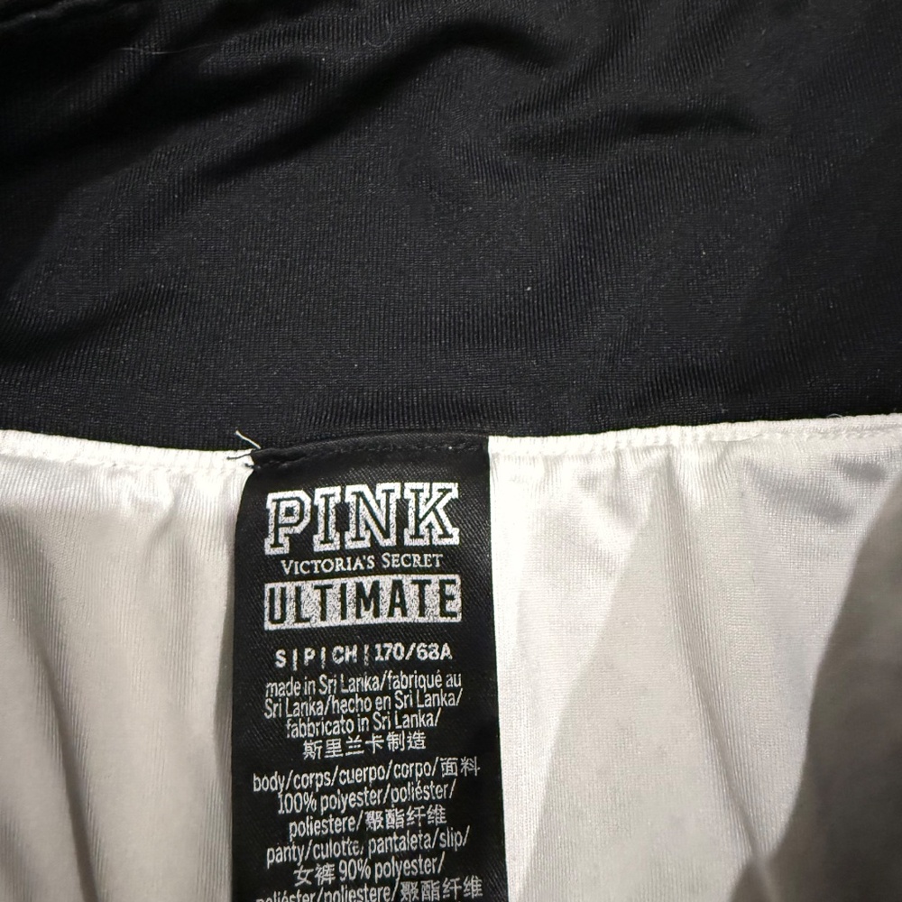 Mesh shorts - Picture 2 of 2